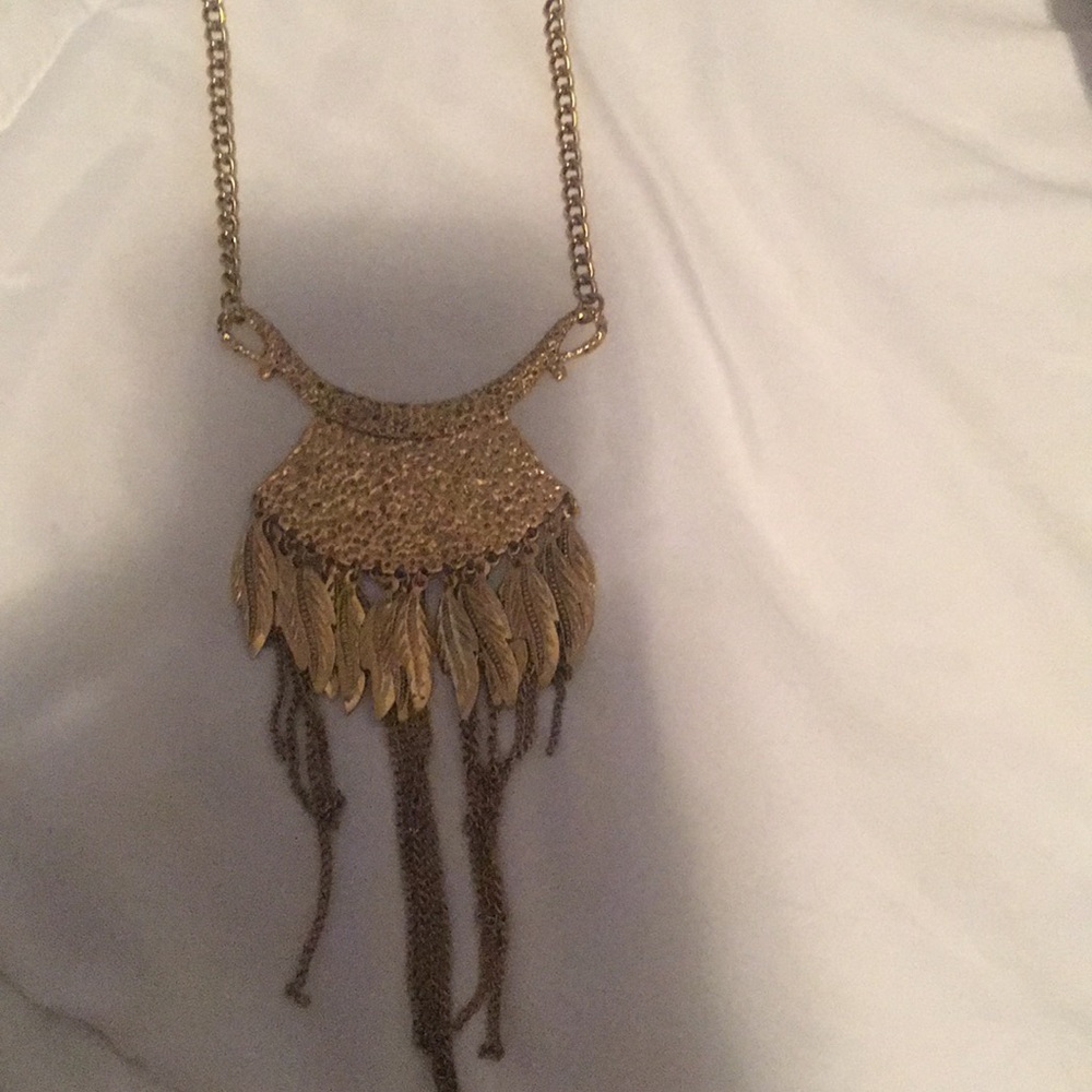 Stella dot discontinued fringe necklace